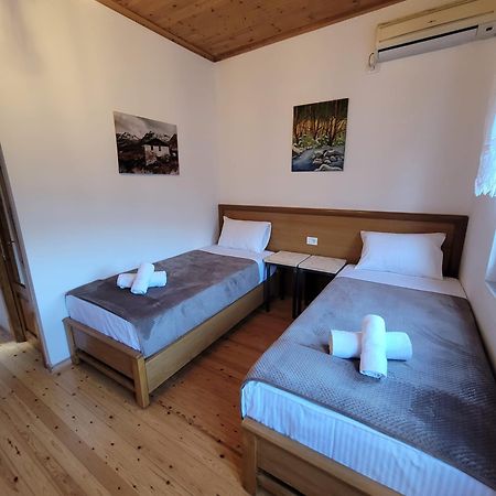 Jona Guest House Gjirokaster Exterior photo